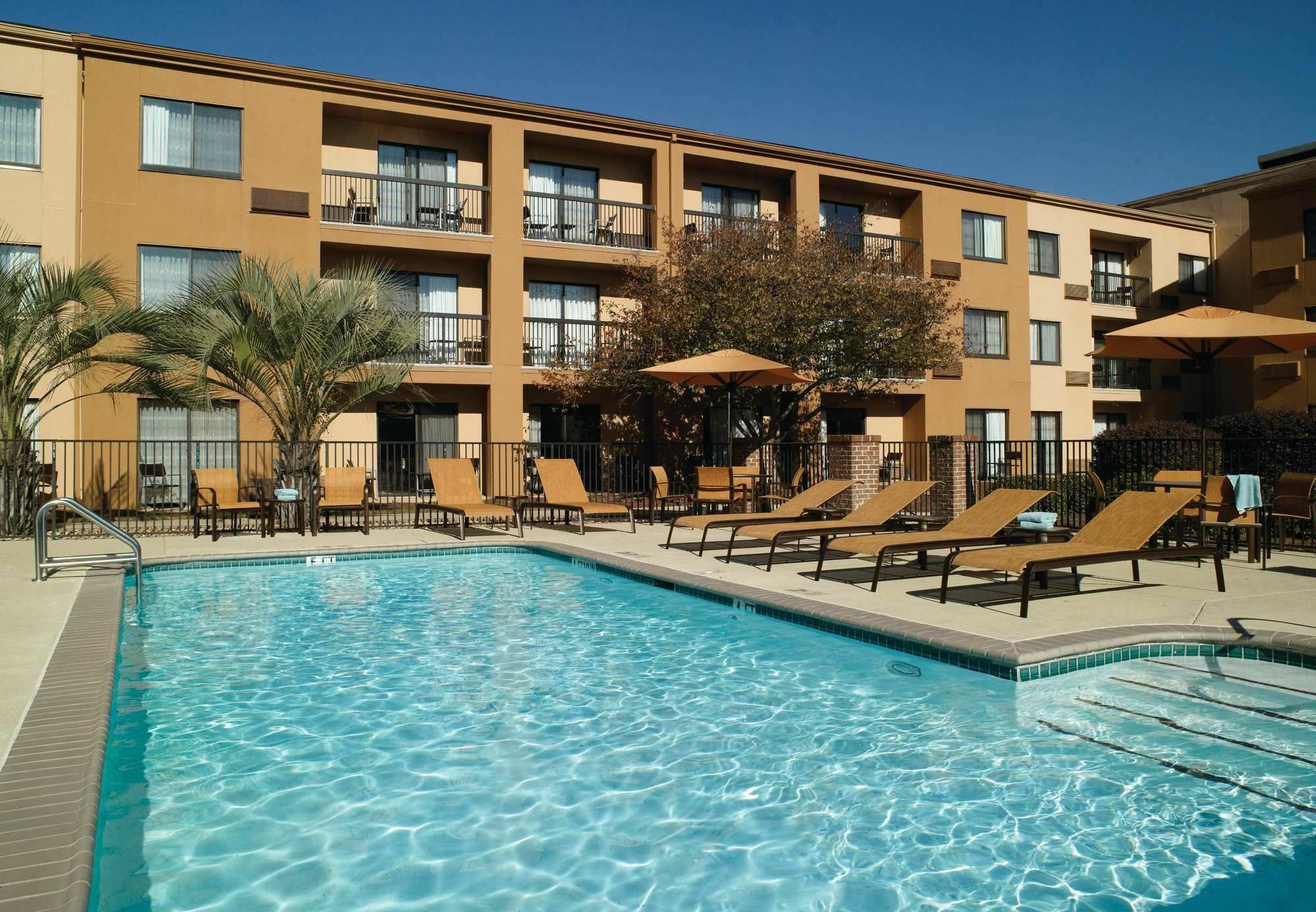 Hotel Courtyard By Marriott Macon Exterior foto